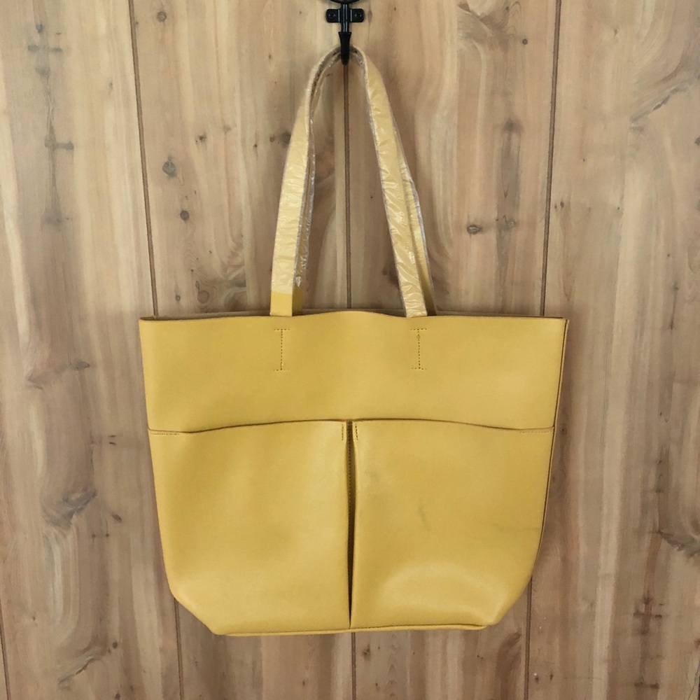 NWOT Neiman Marcus tote